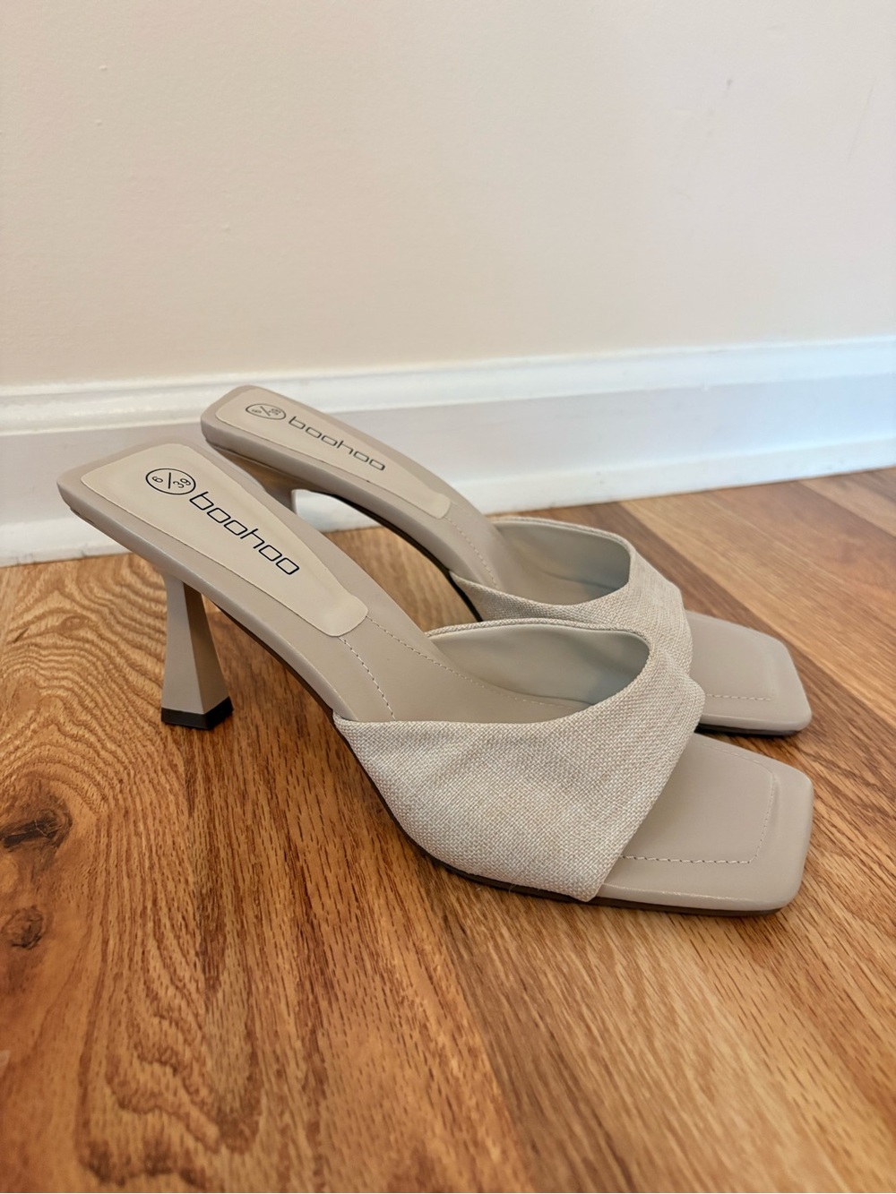 Beige/Nude Square Toe Heeled Mules – Size 6